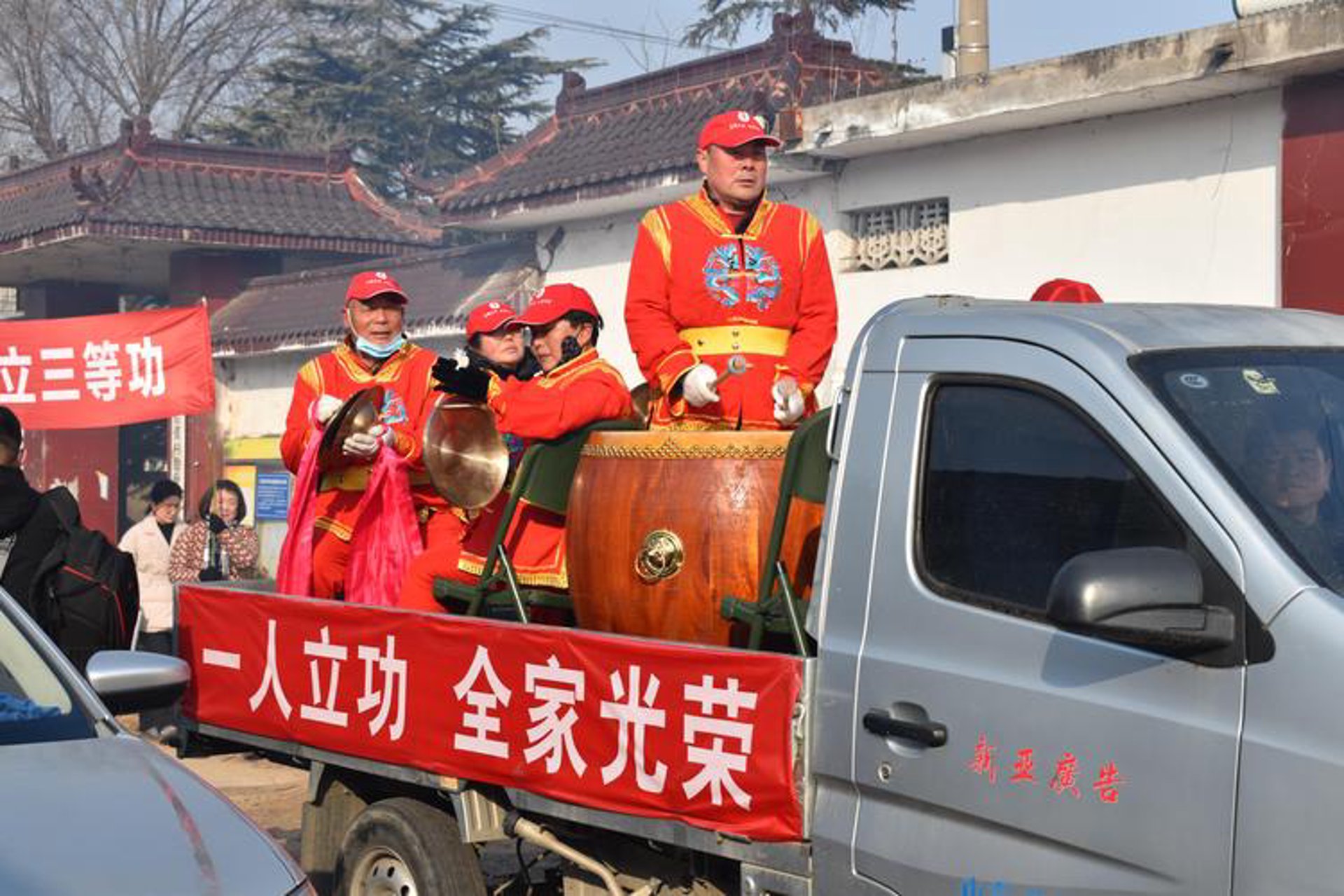 沙市区陶瓷批发：市场动态与发展趋势